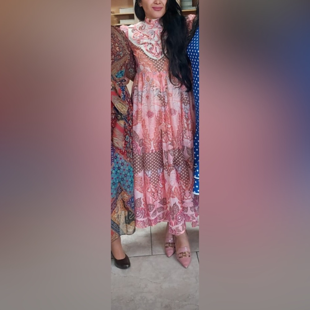 Beautiful dress like Zimmerman.